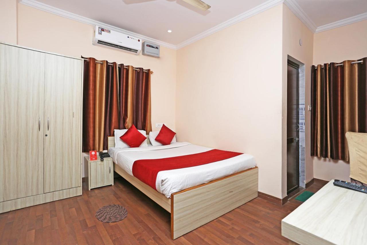 בובנשוואר Flagship Lazystays מראה חיצוני תמונה