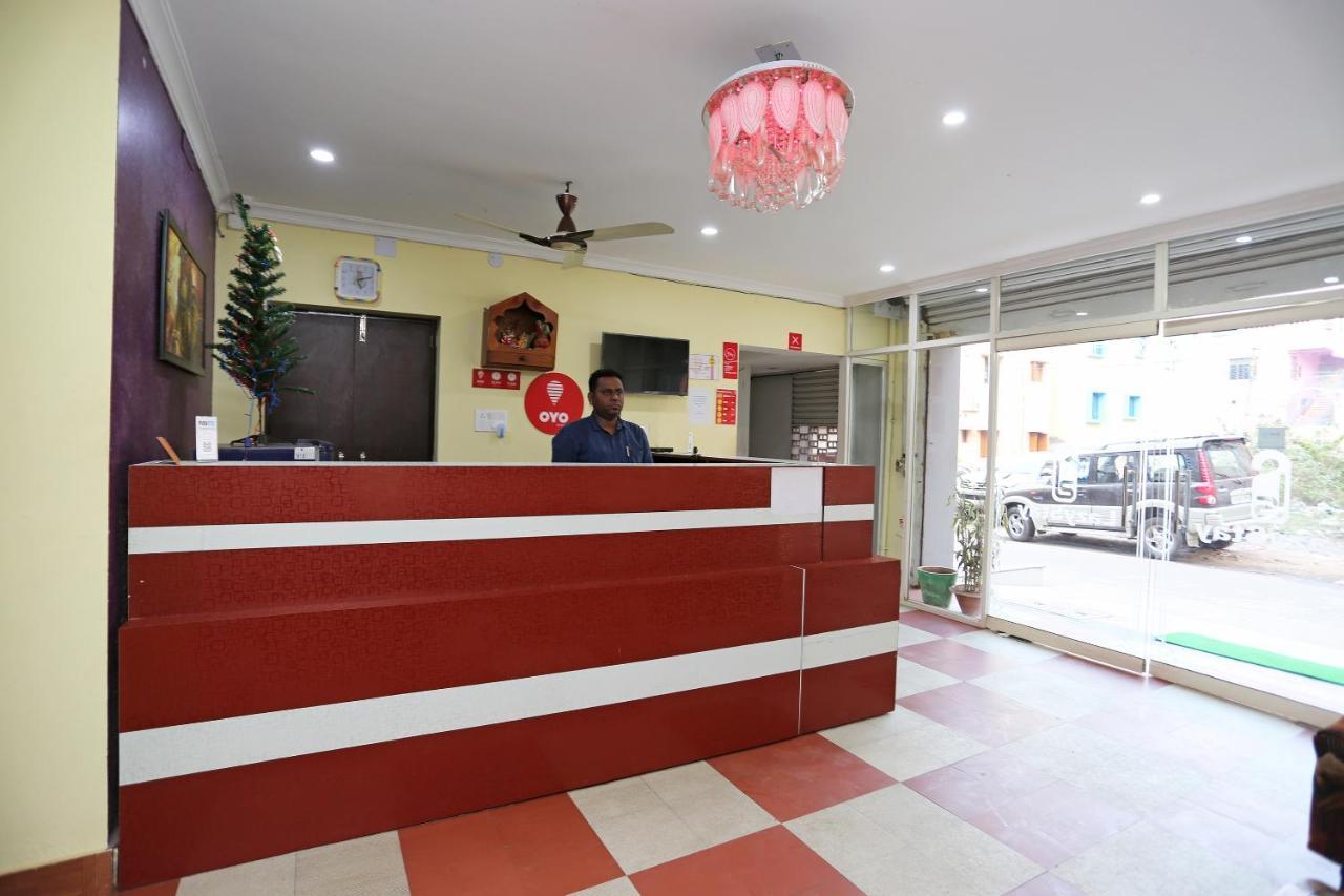 בובנשוואר Flagship Lazystays מראה חיצוני תמונה
