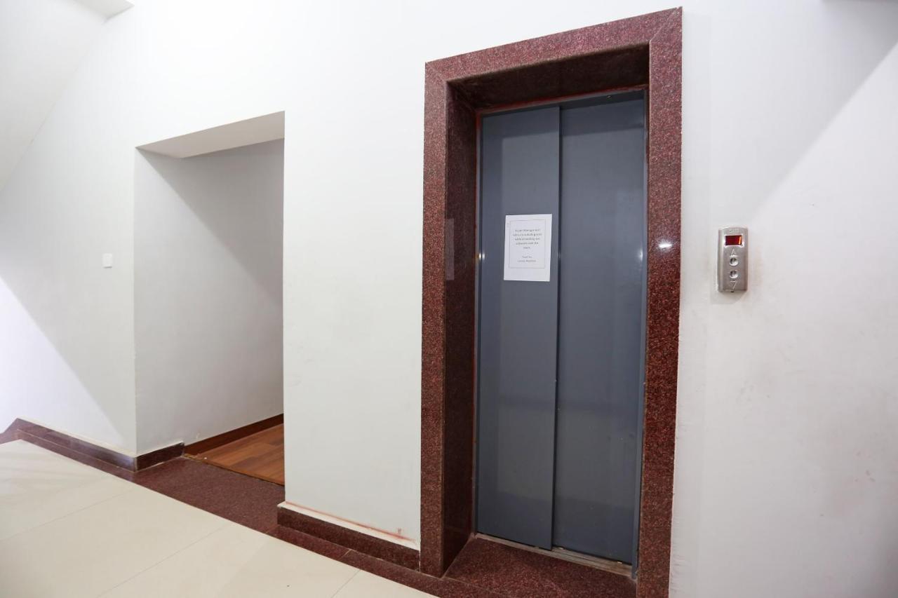 בובנשוואר Flagship Lazystays מראה חיצוני תמונה